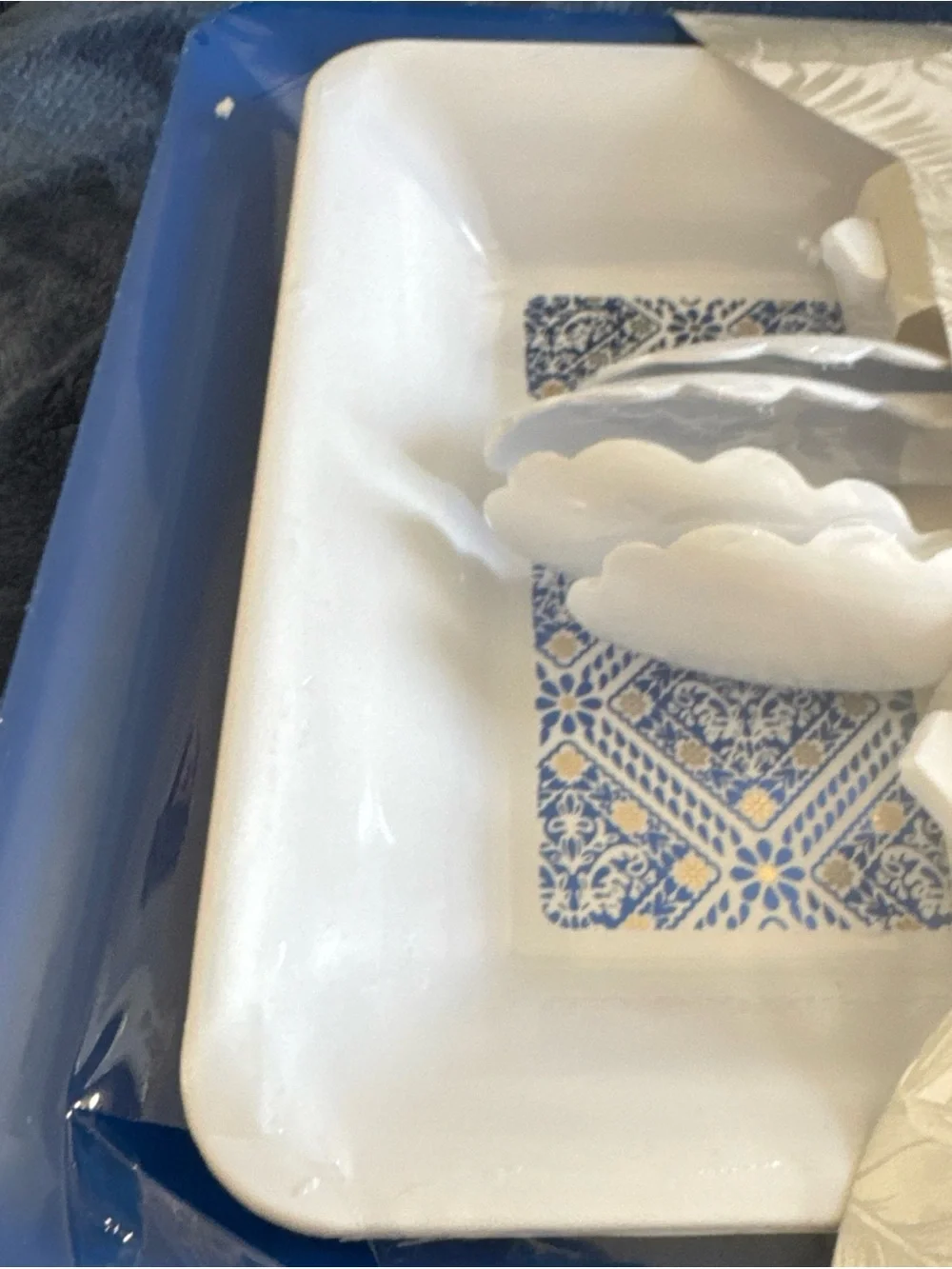 New Tommy Bahama Disposable 10 Piece Serving Set July 4th Memorial Day Picnic